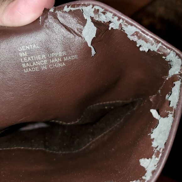 Knee high brown leather boots. - Picture 5 of 7